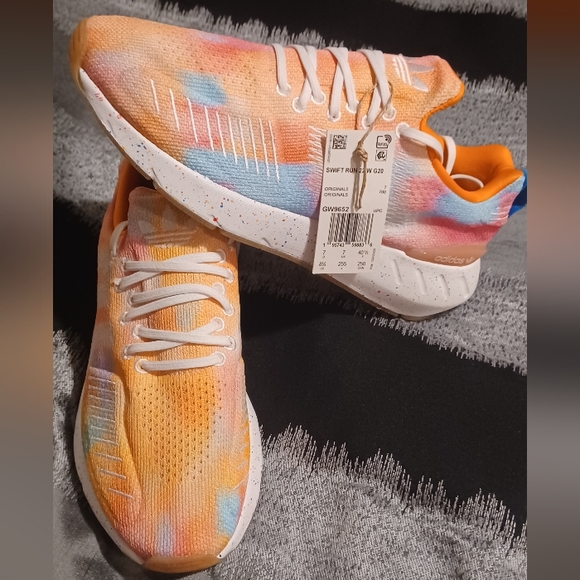 Adidas Cloudfoam Sneakers - Picture 2 of 6